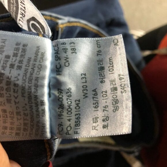 Levi's Arcade Night Dark Wash 311 Shaping Skinny Jeans size 30 - Picture 10 of 16